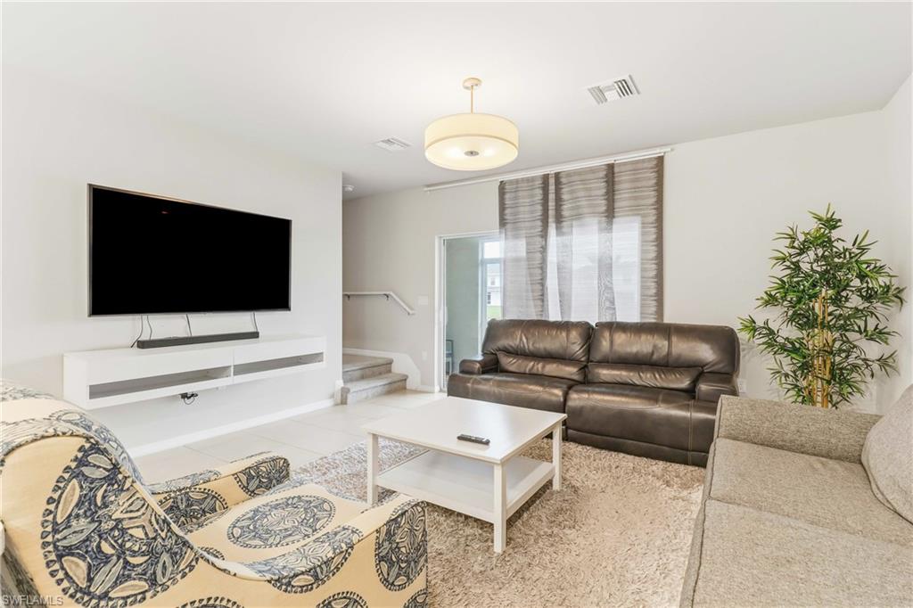 MEADOWOOD - Residential