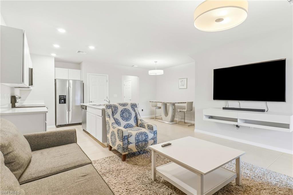 MEADOWOOD - Residential