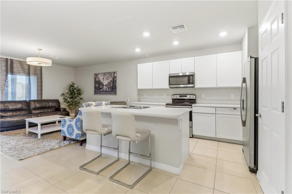 MEADOWOOD - Residential