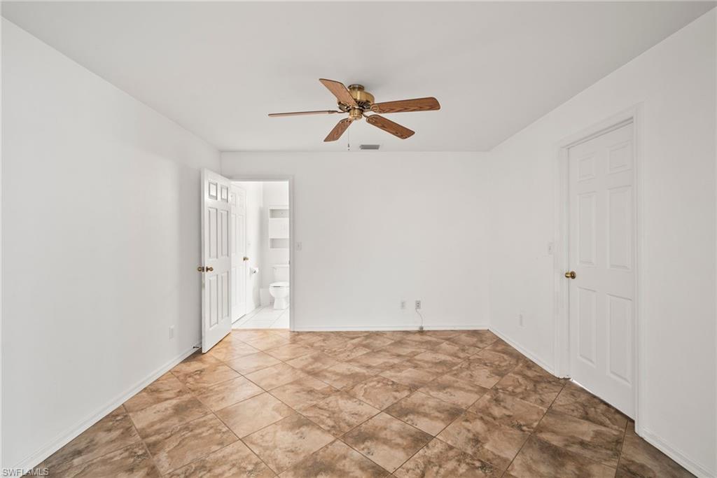 MIRROR LAKES - Residential