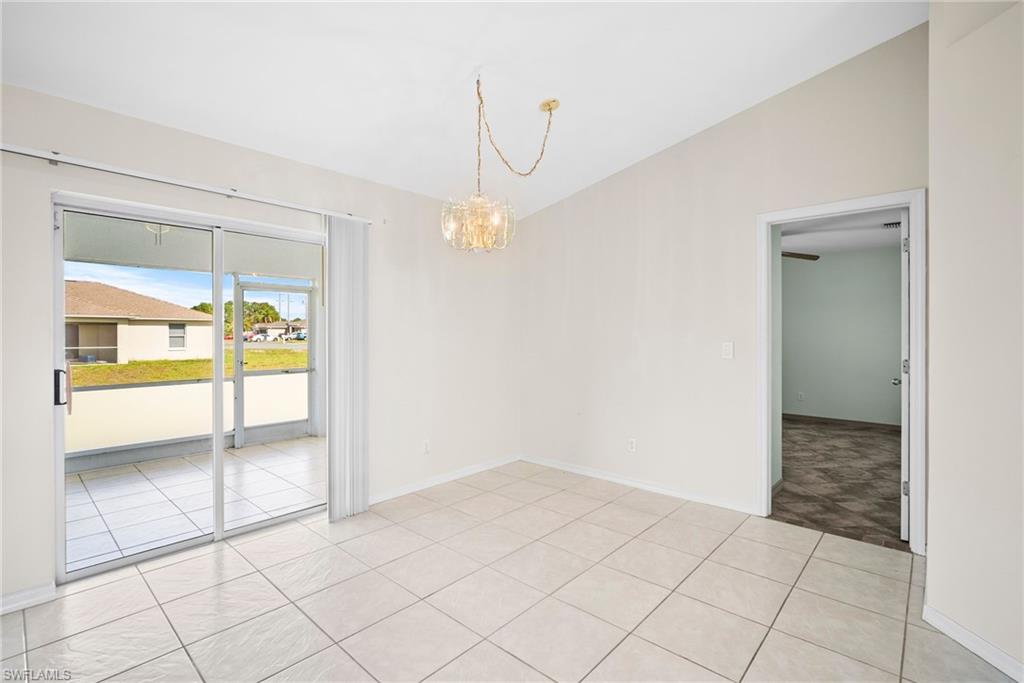 MIRROR LAKES - Residential