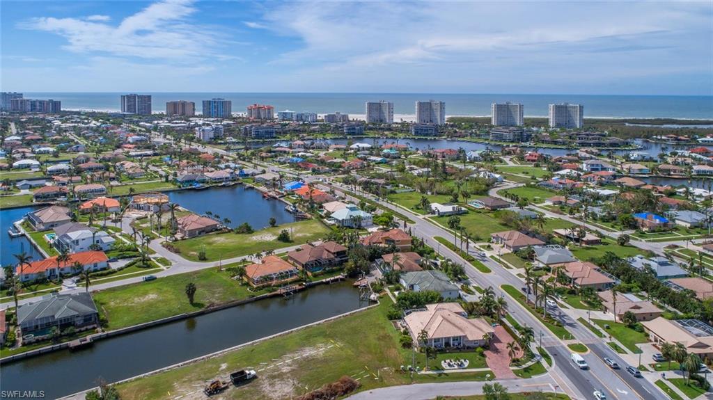 MARCO BEACH - Residential