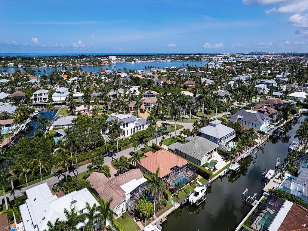 ROYAL HARBOR - Residential