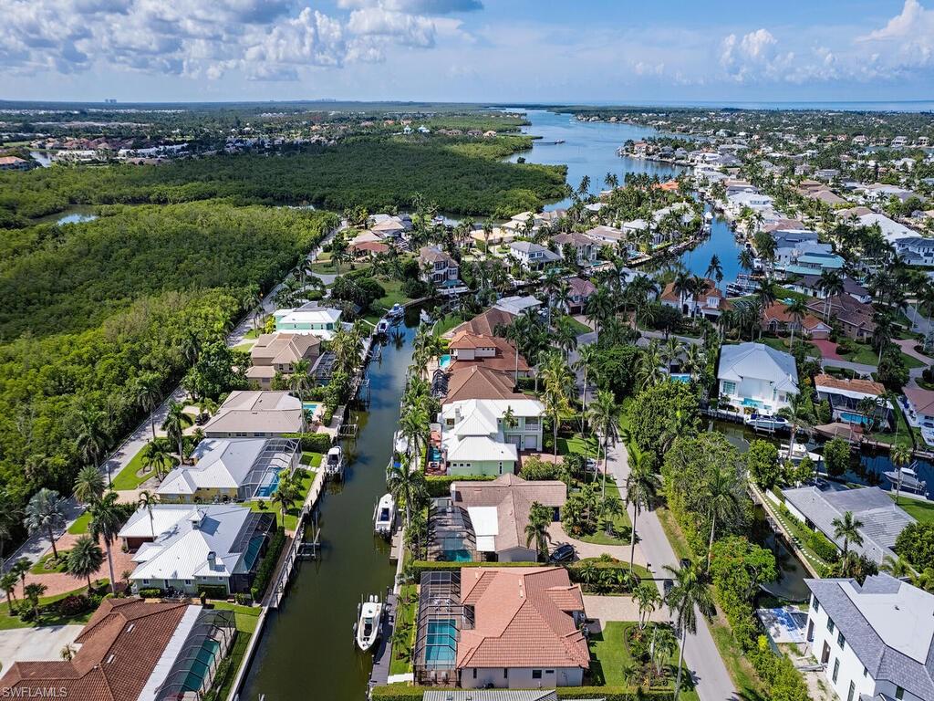 ROYAL HARBOR - Residential