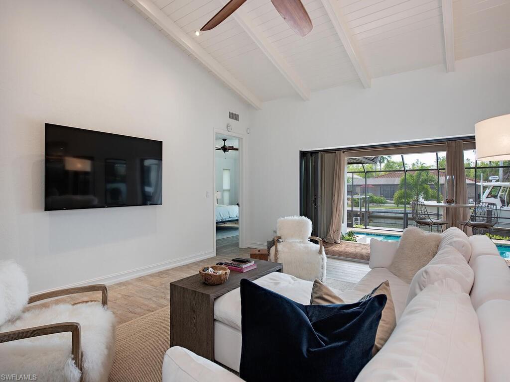 ROYAL HARBOR - Residential