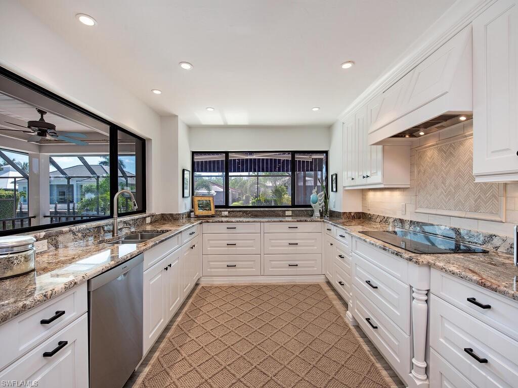 ROYAL HARBOR - Residential