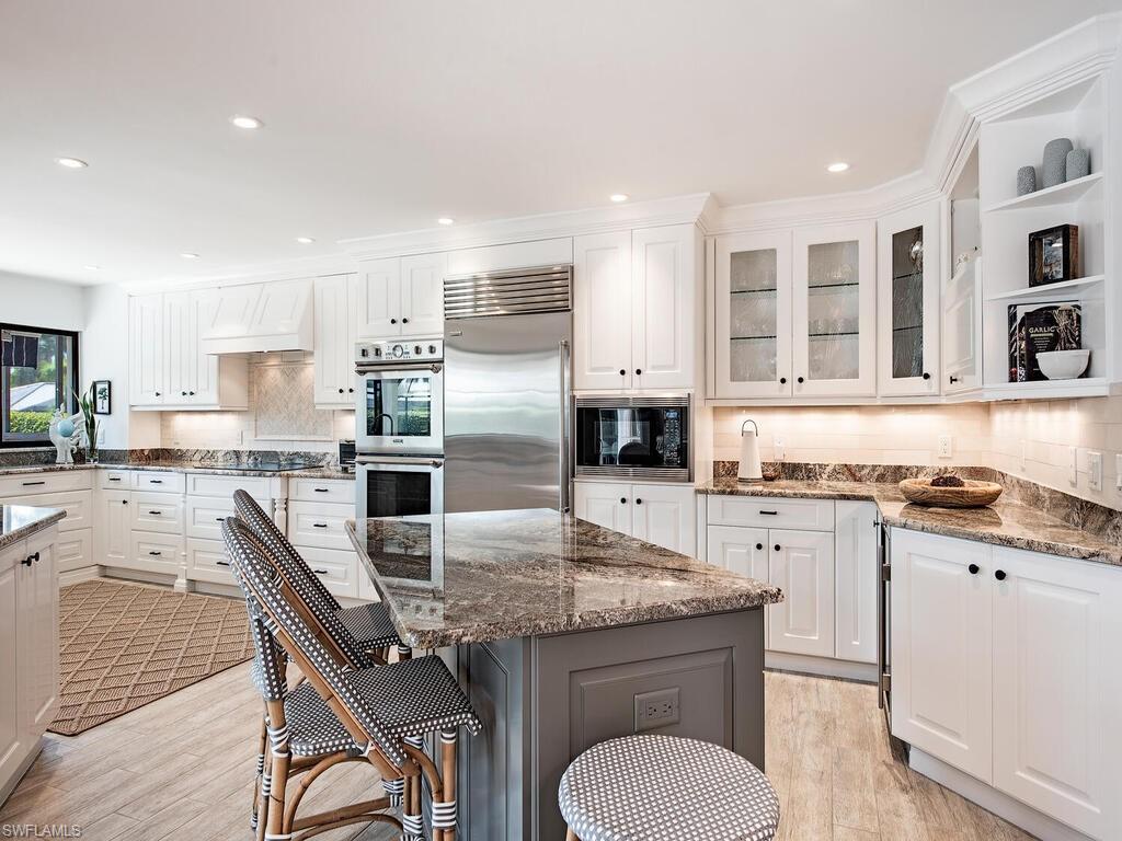 ROYAL HARBOR - Residential