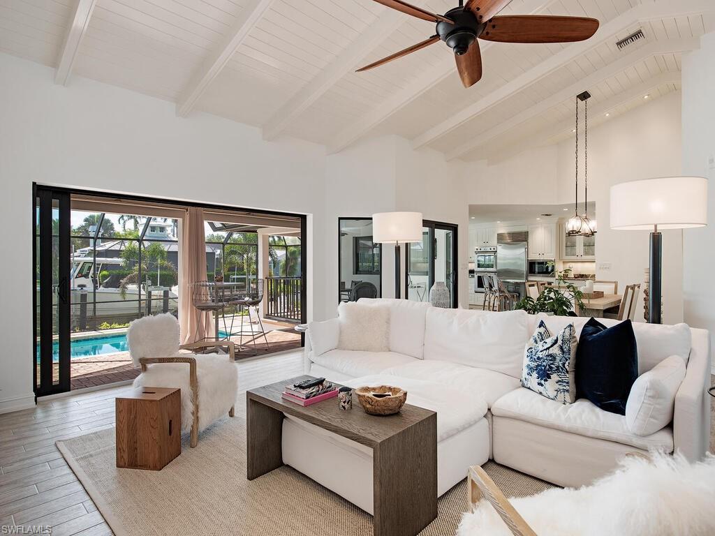 ROYAL HARBOR - Residential