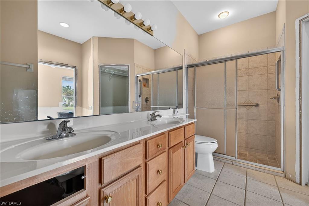 SOMMERSET VILLAS - Residential