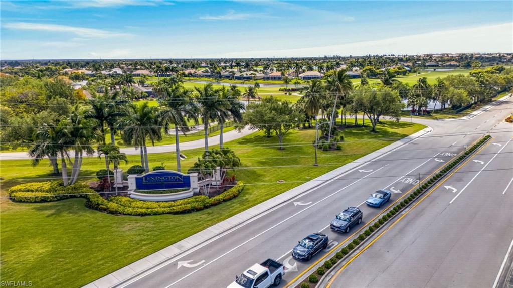 SOMMERSET VILLAS - Residential