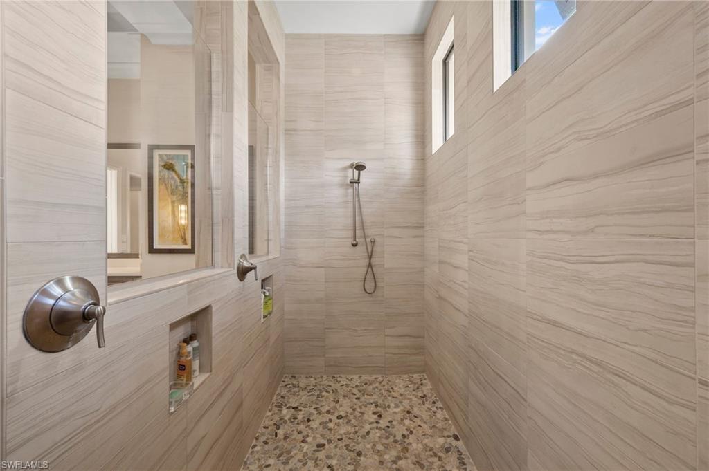 QUAIL WEST - Residential