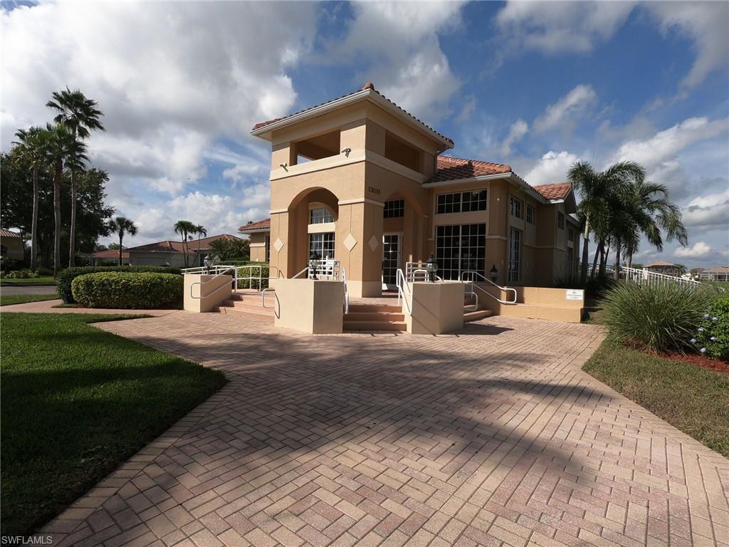 SILVERLAKES - Residential Lease