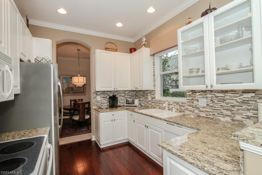 VILLA VISTANA - Residential