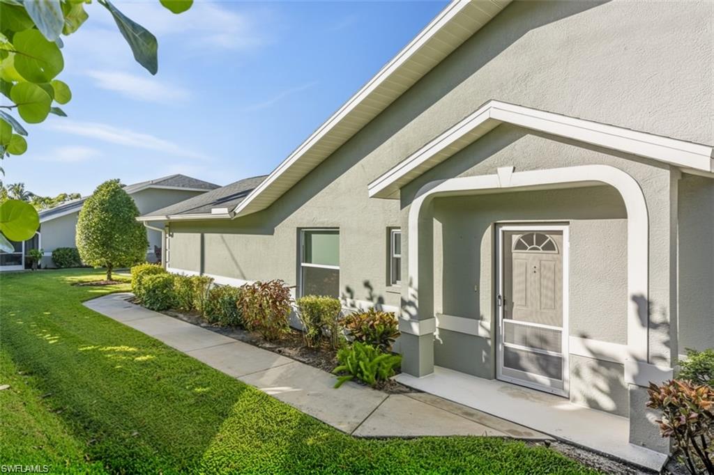 ROYAL VILLAS - Residential Lease