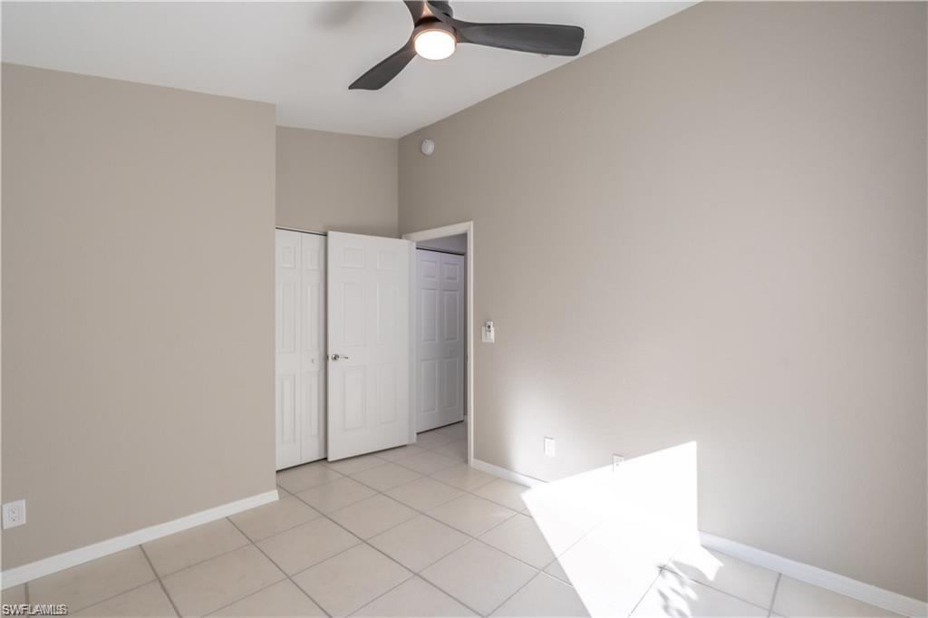 ROYAL VILLAS - Residential Lease