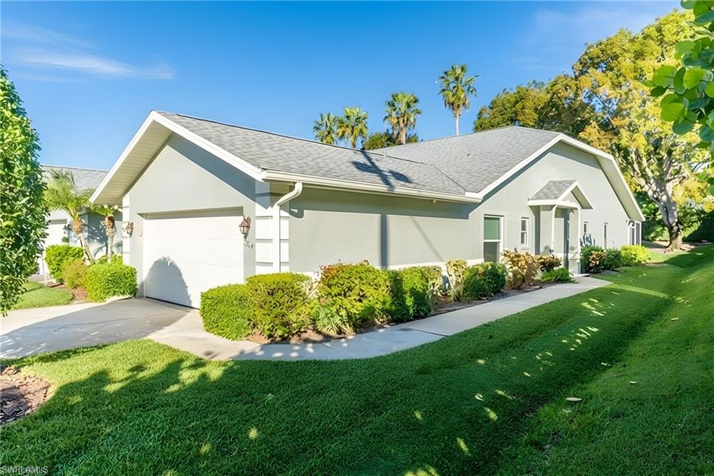 ROYAL VILLAS - Residential Lease