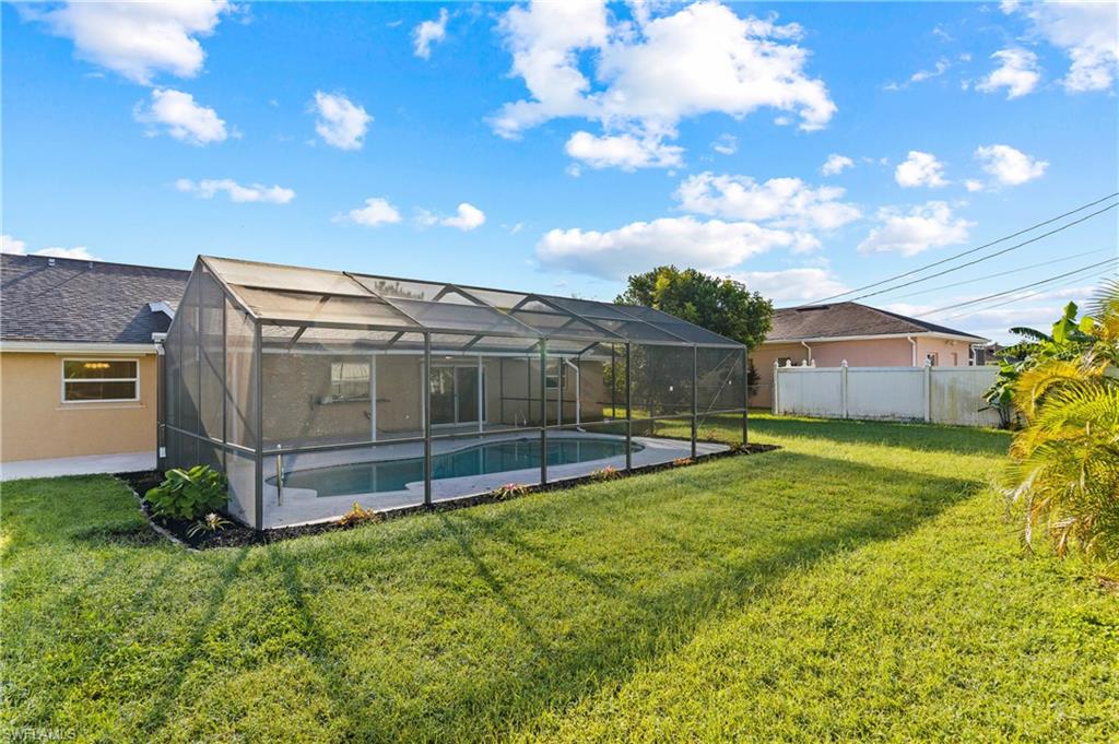 CAPE CORAL - Residential