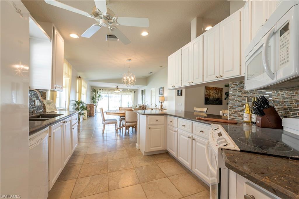 VILLAGE WALK OF BONITA SPRINGS - Residential