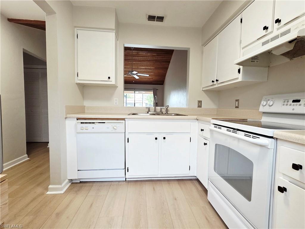 COMPASS POINTE VILLAS - Residential