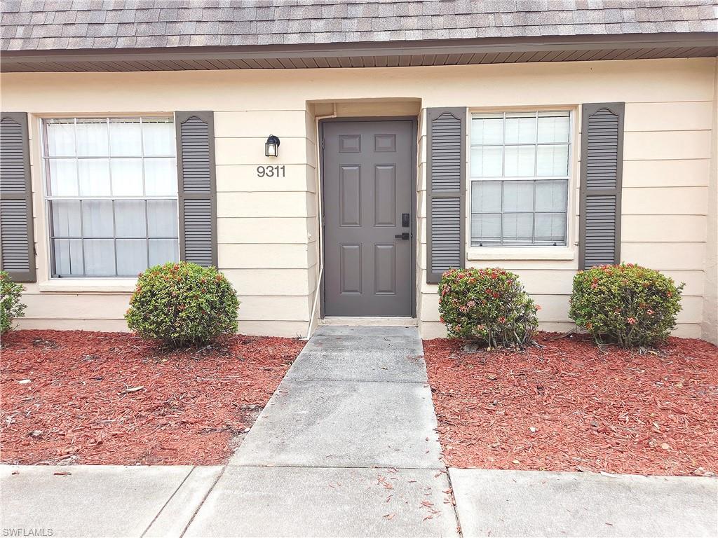 COMPASS POINTE VILLAS - Residential