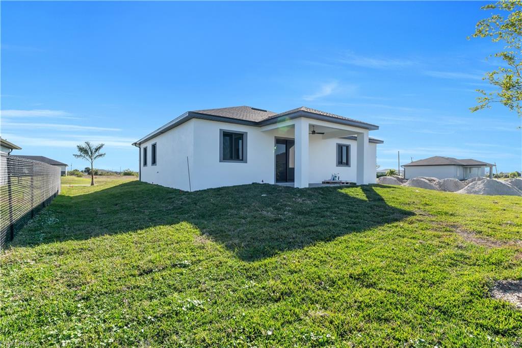 CAPE CORAL - Residential