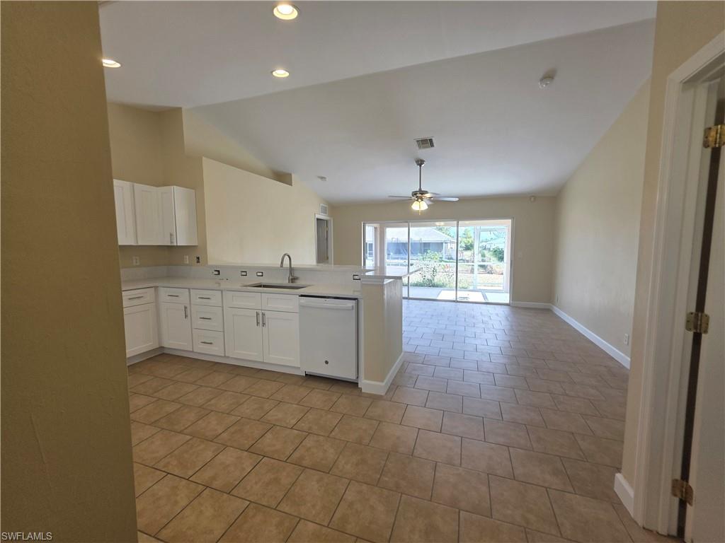 CAPE CORAL - Residential Lease