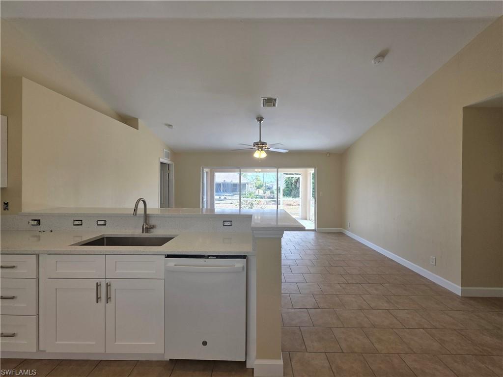 CAPE CORAL - Residential Lease