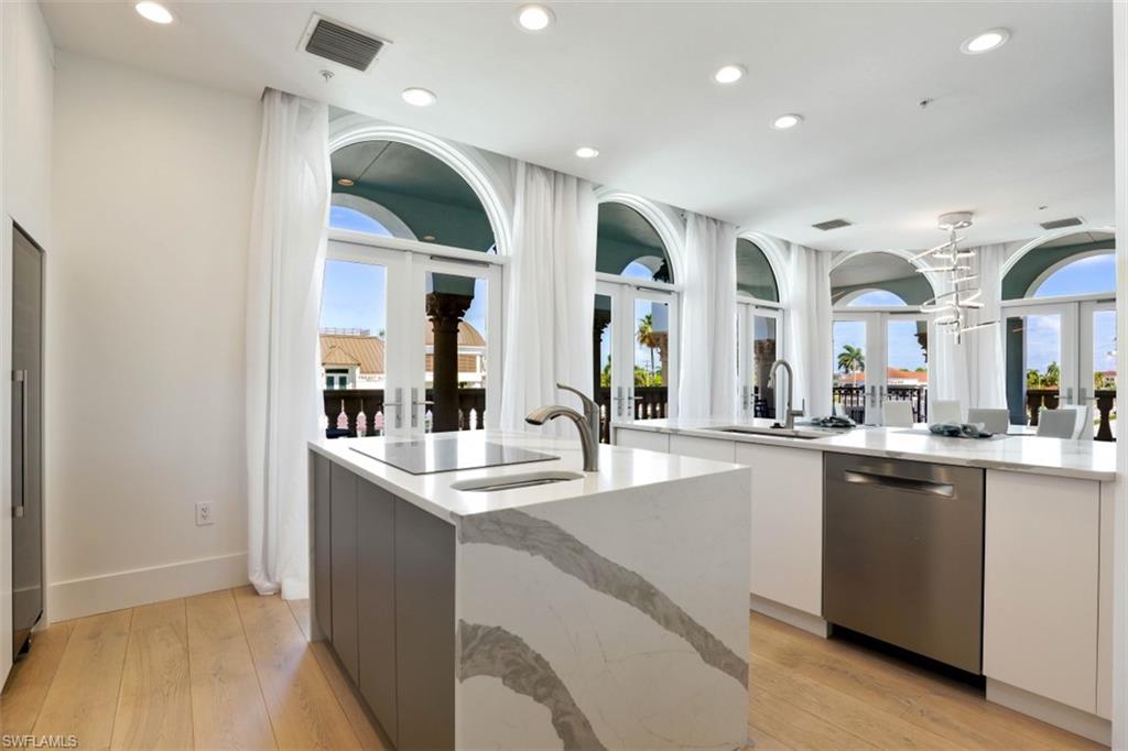 OLDE NAPLES - Residential Lease