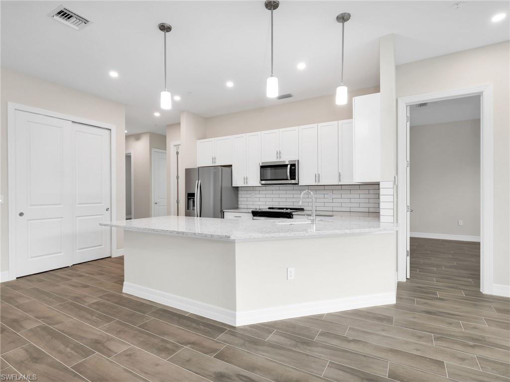 ANTILLES - Residential Lease