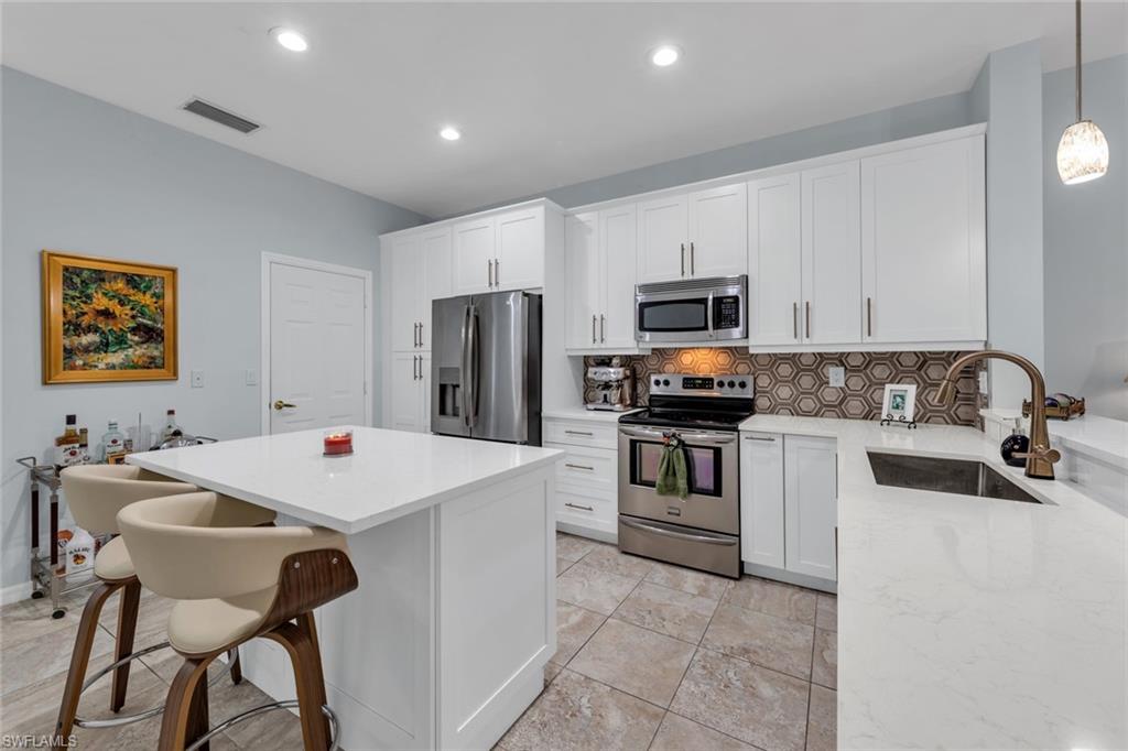 LAKEWOOD VILLAGE - Residential