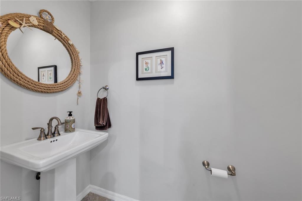 LAKEWOOD VILLAGE - Residential