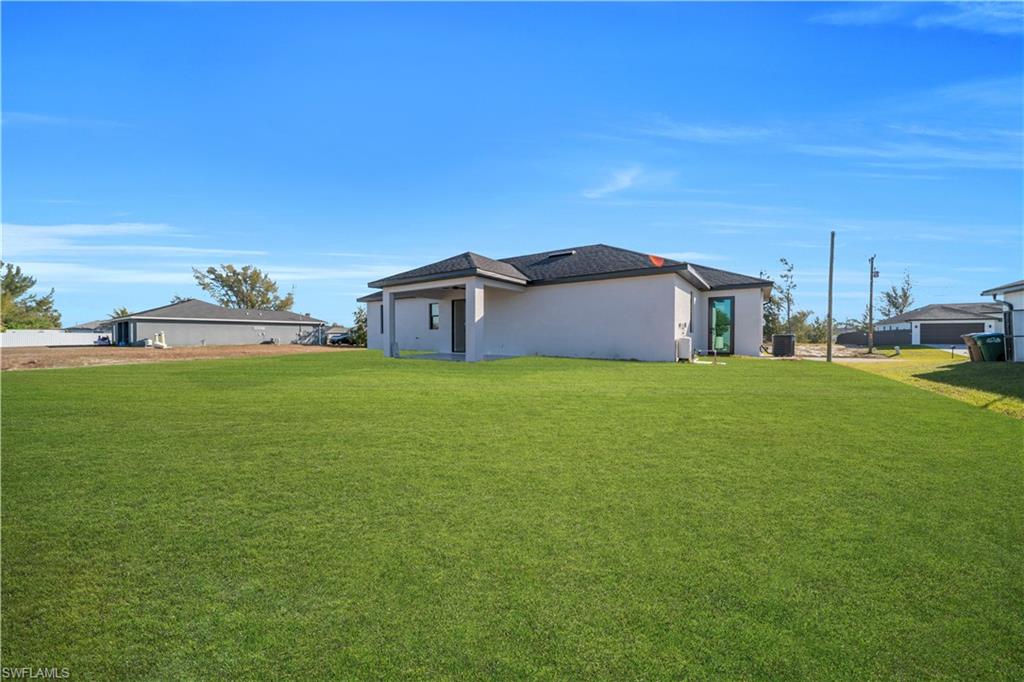 CAPE CORAL - Residential