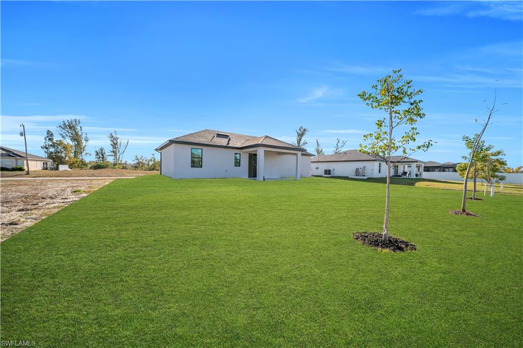 CAPE CORAL - Residential