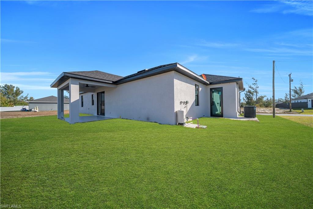 CAPE CORAL - Residential