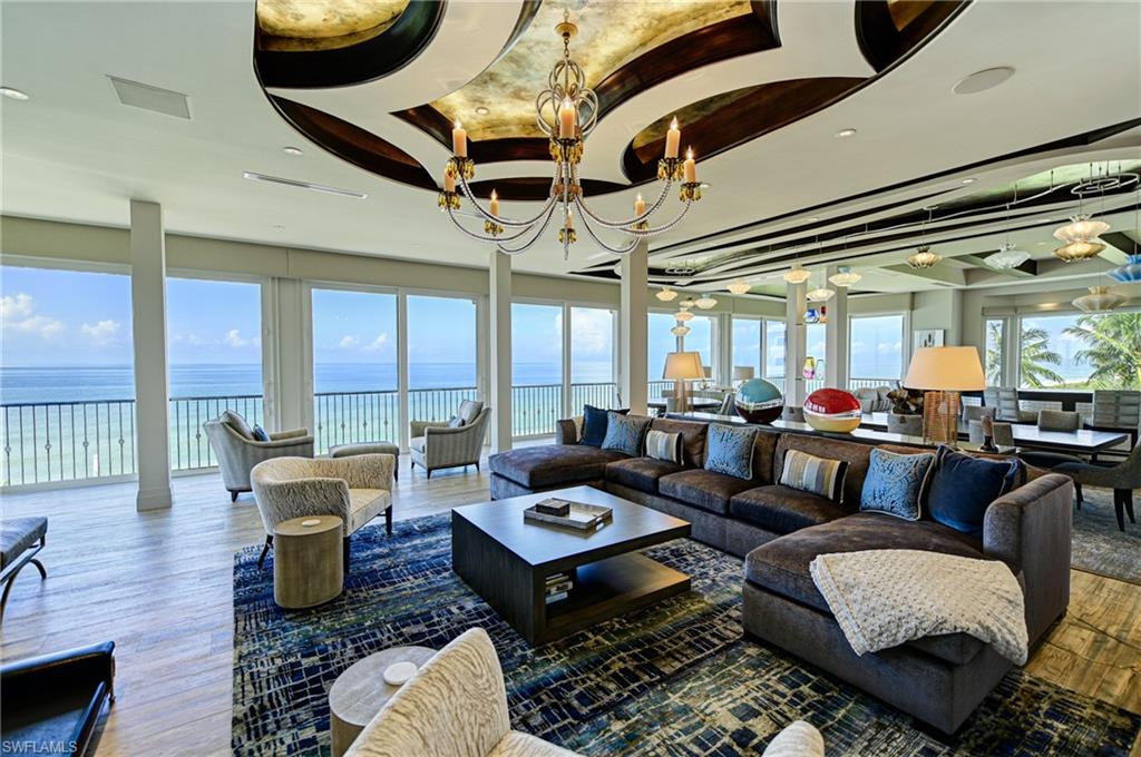 BAREFOOT BEACH - Residential