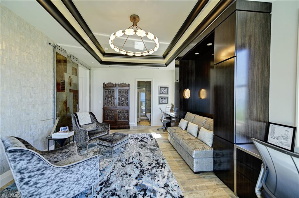 BAREFOOT BEACH - Residential