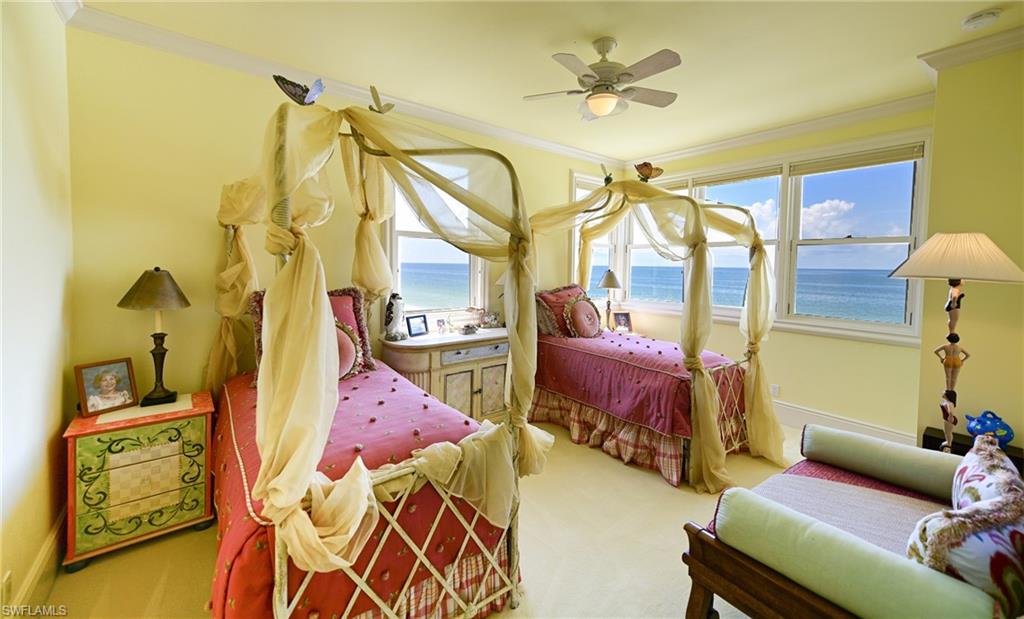 BAREFOOT BEACH - Residential