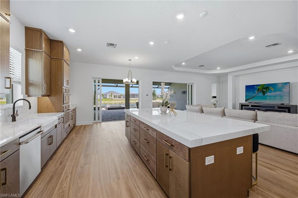 ESPLANADE BY THE ISLANDS - Residential