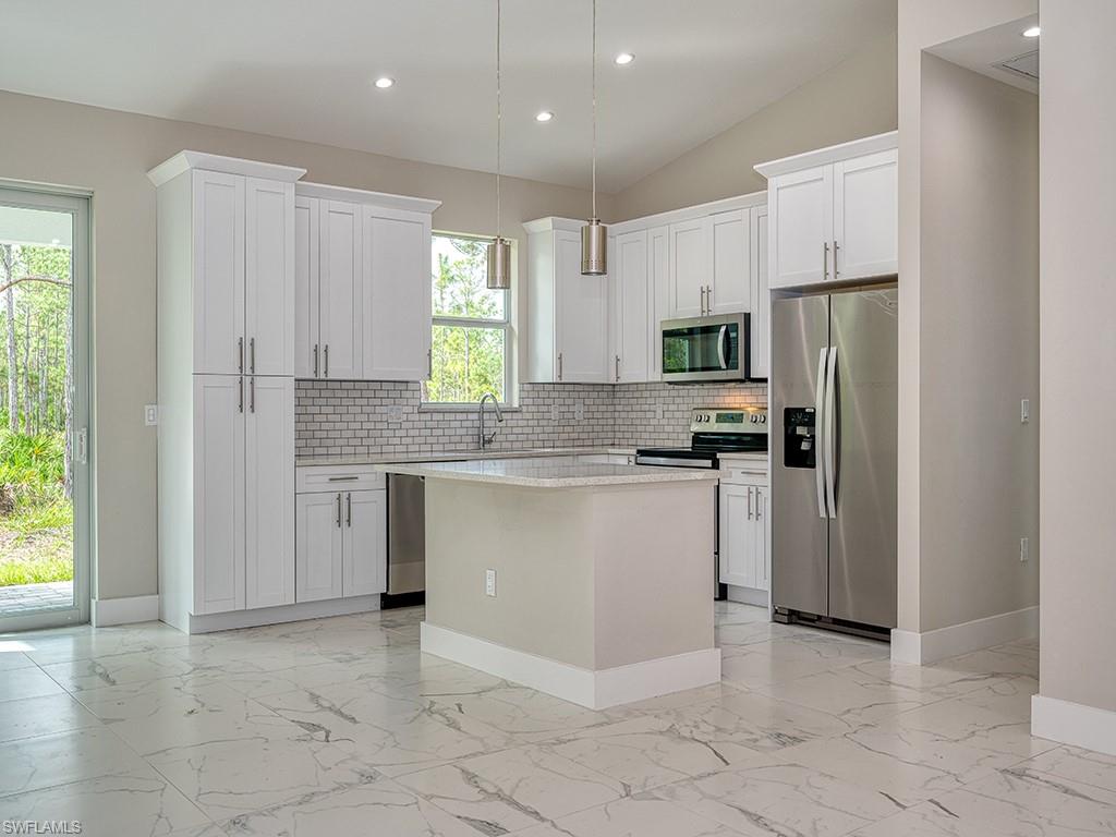 GOLDEN GATE ESTATES - Residential