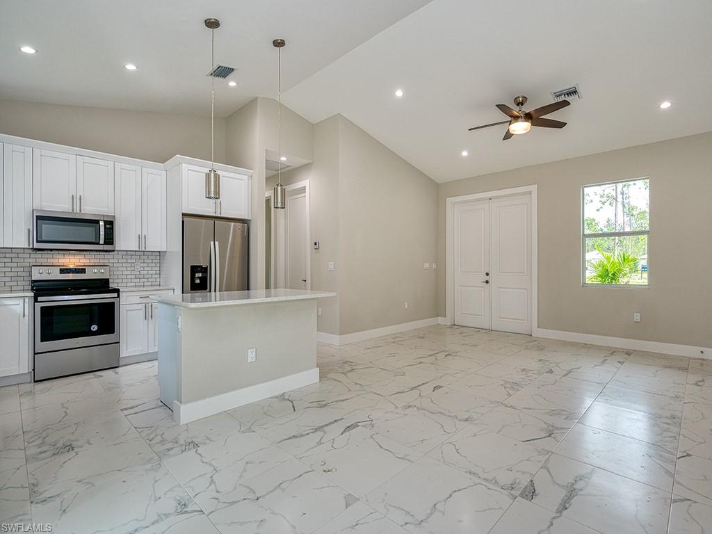 GOLDEN GATE ESTATES - Residential