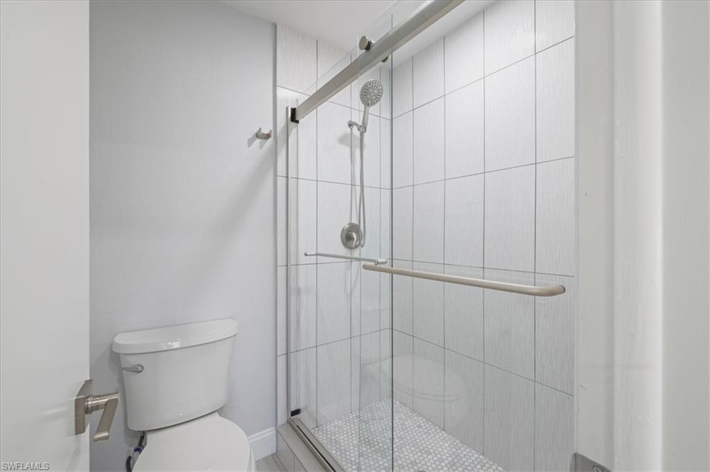 COMMODORE CONDO - Residential Lease