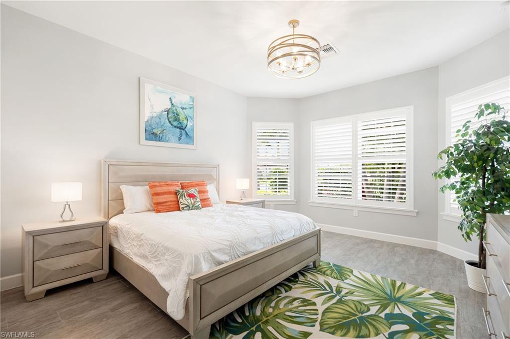 OYSTER HARBOR - Residential