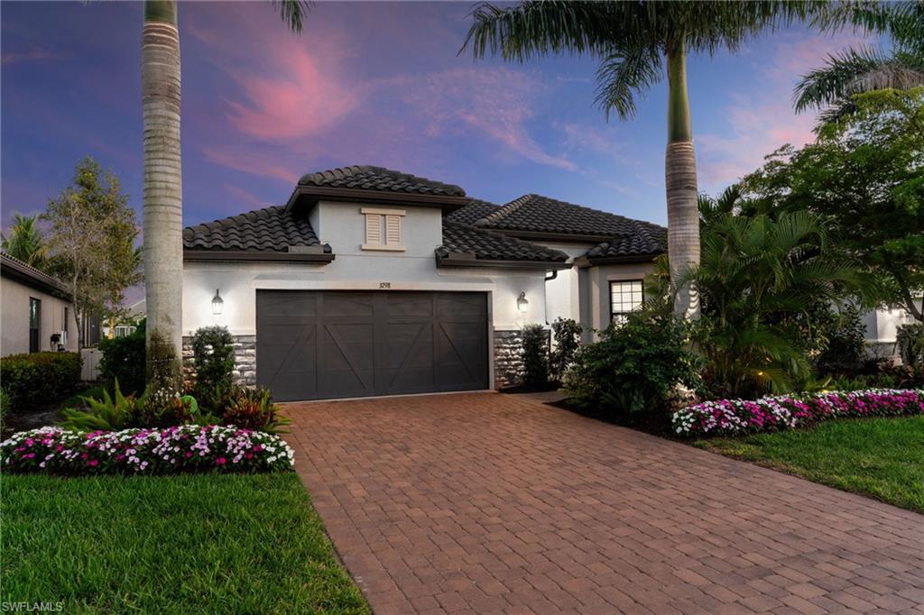 OYSTER HARBOR - Residential