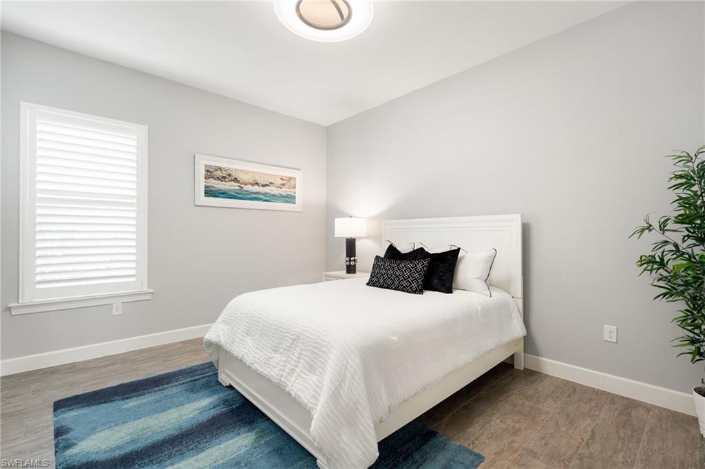 OYSTER HARBOR - Residential