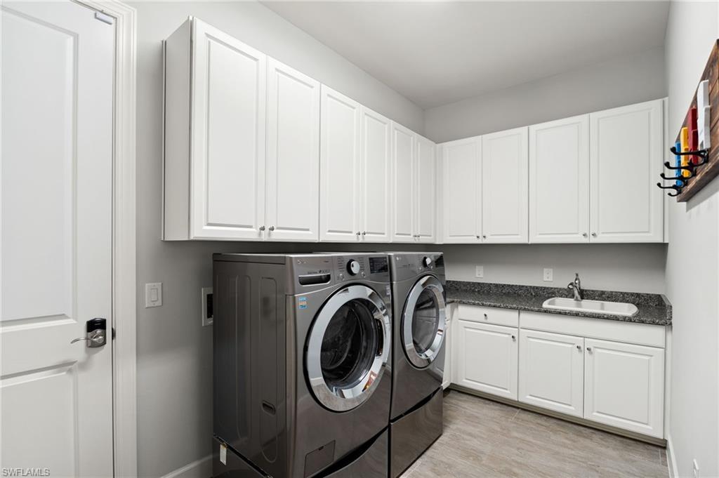 OYSTER HARBOR - Residential