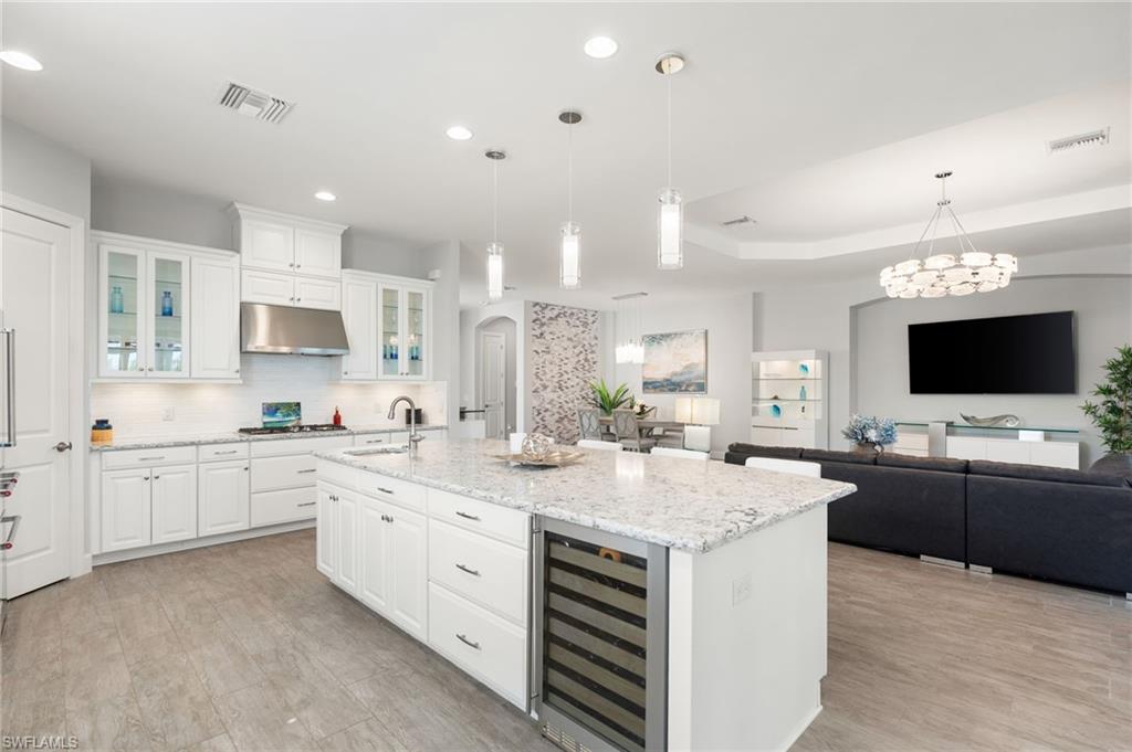 OYSTER HARBOR - Residential