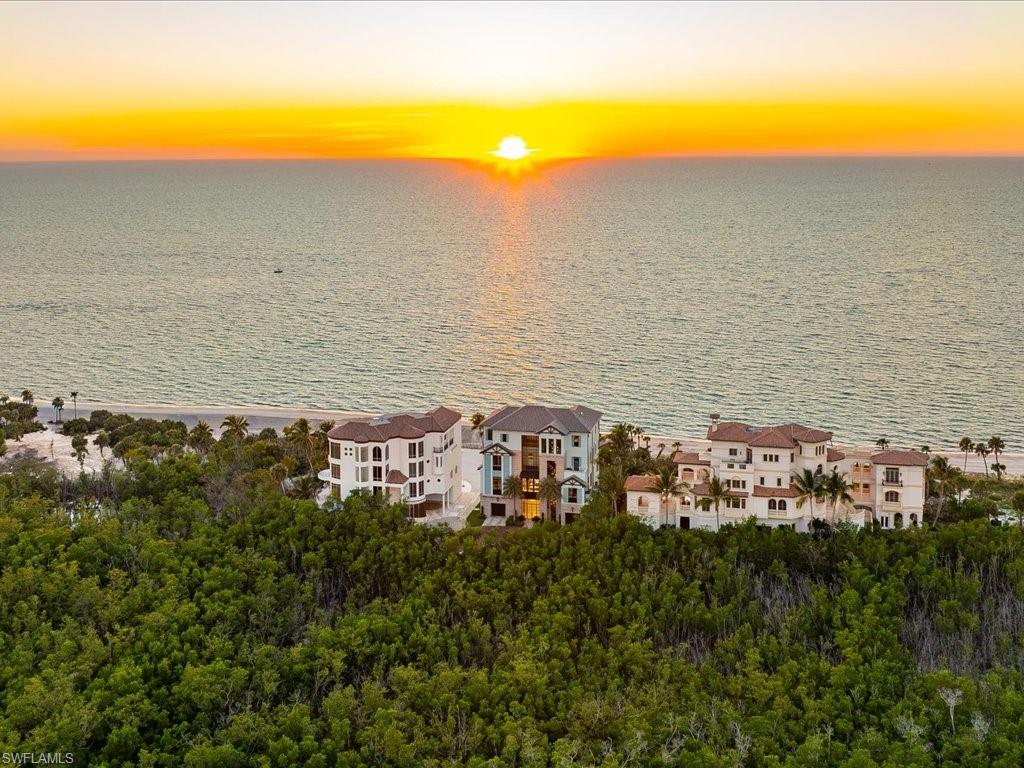 7409 Bay Colony DR