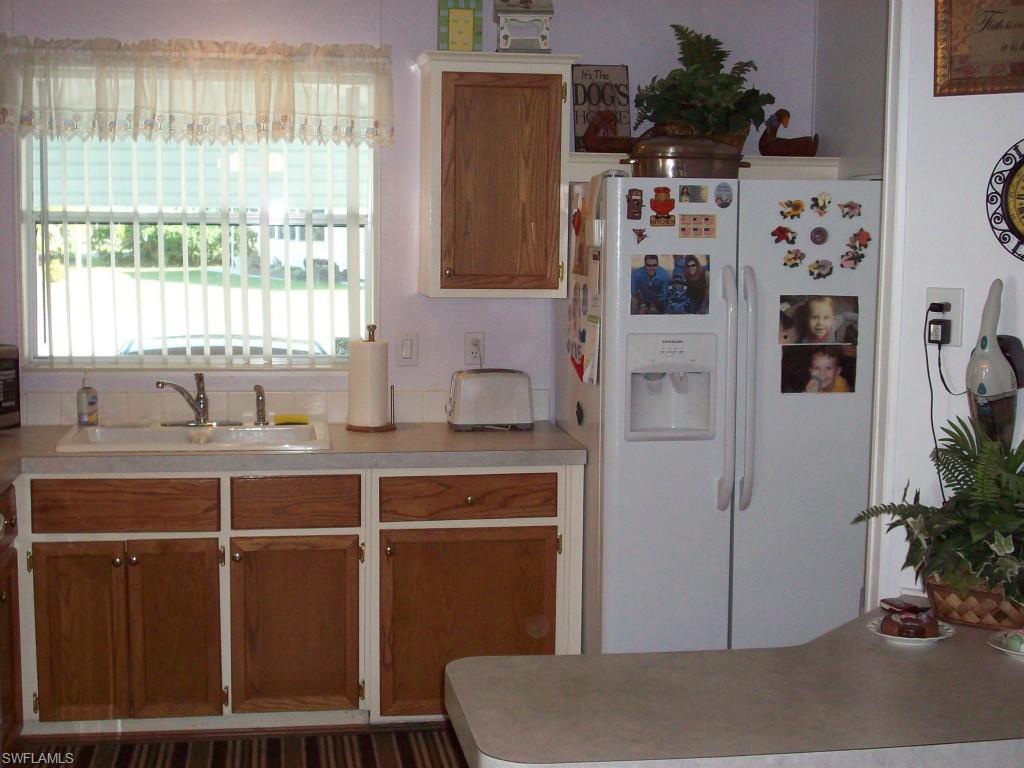 CRYSTAL LAKES - Residential