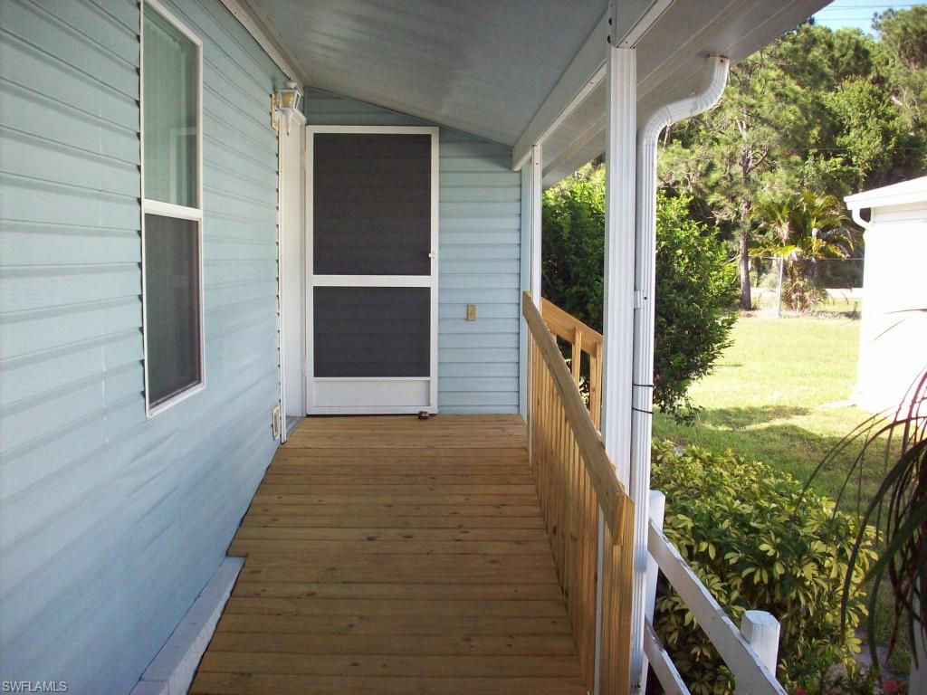 CRYSTAL LAKES - Residential