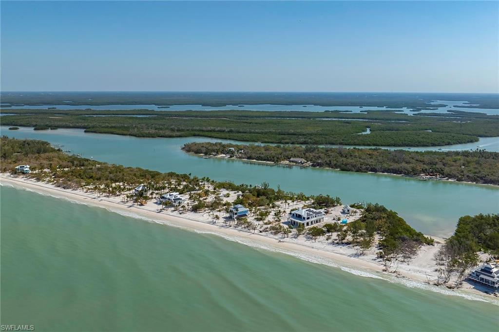 KEEWAYDIN ISLAND - Residential